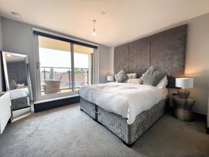 Photo 5- click for photo gallery